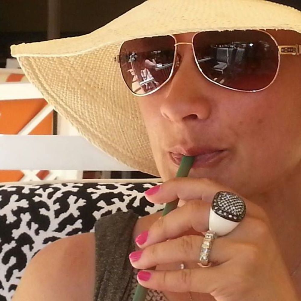 Meet your Posher, Julia